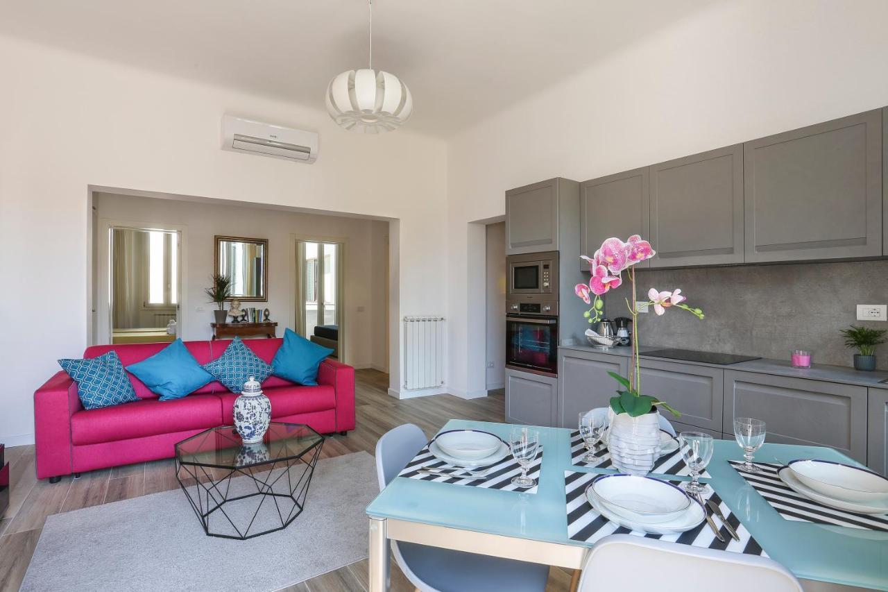 Family Apartment Great Location In Floransa Dış mekan fotoğraf
